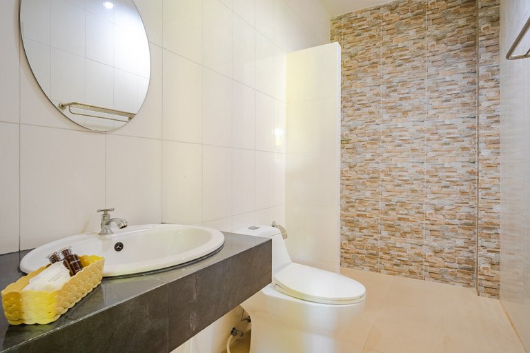 Bathroom 2, Maikhao Beach Residence, Phuket Island