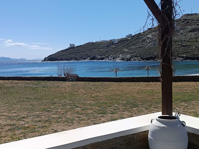 Room 2, Simousi Studio 1 sea View on the Beach, South Aegean
