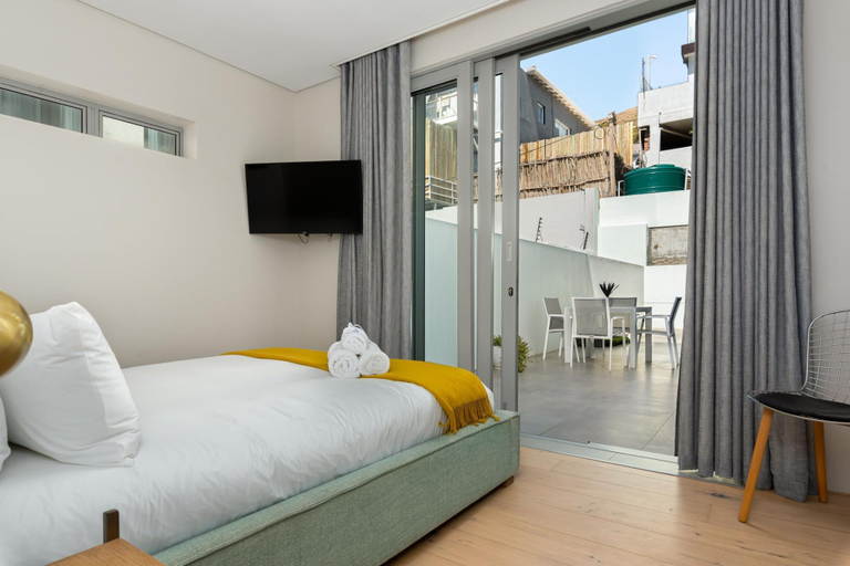 Room 4, Modern 2bed Apt in Green Point Cape Town Nobelium, City of Cape Town
