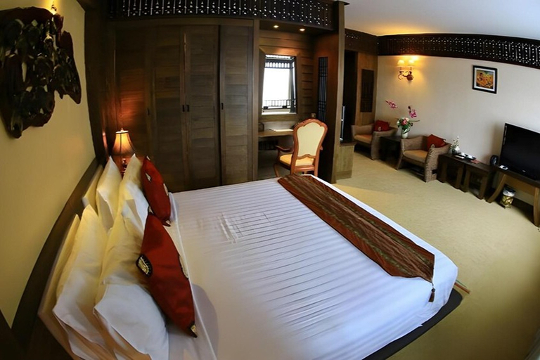 Bedroom 3, Ruean Phae Royal Park Hotel, Muang Phitsanulok