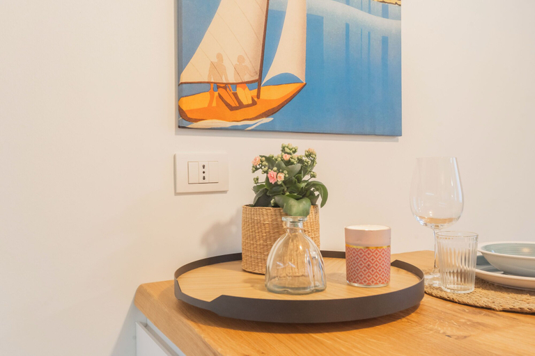 Food & Drinks 5, The Printers Home 2 by Rent all Como, Como