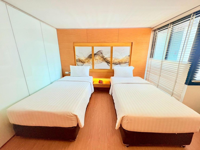 Bedroom 30