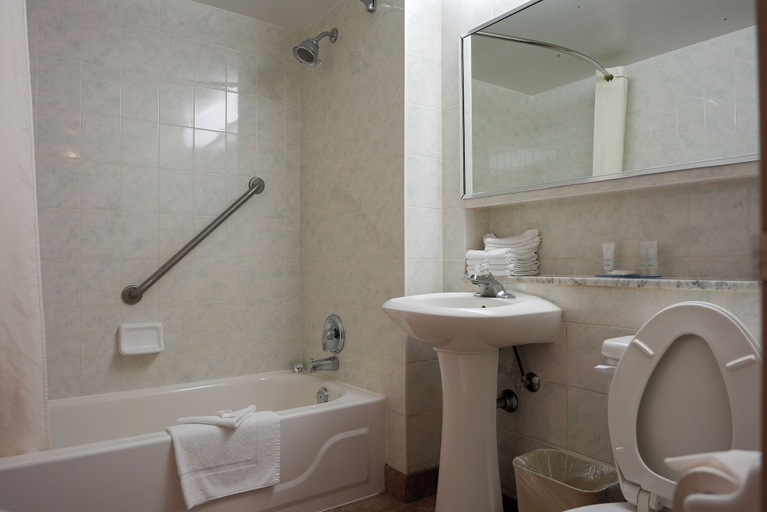 Bathroom 3