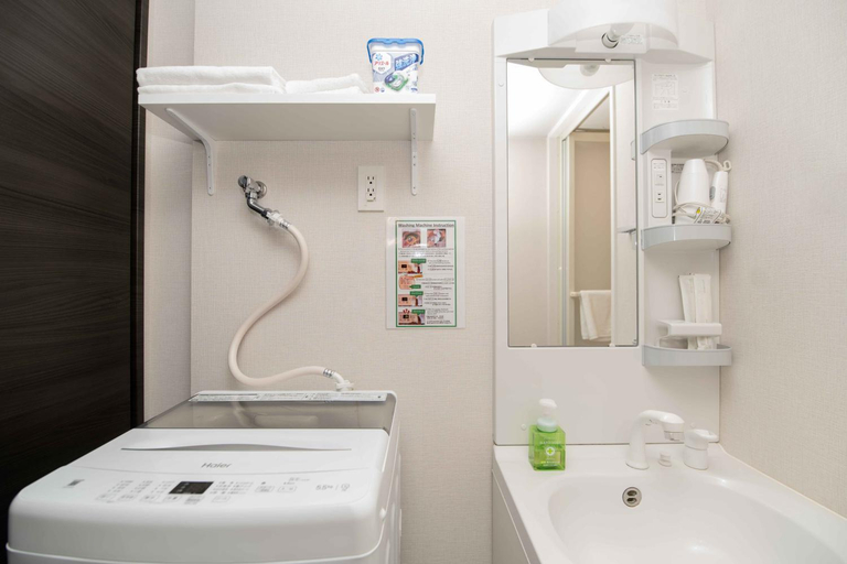 Bathroom 4, Regale Dotonbori East, Osaka