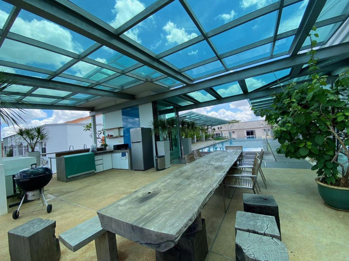 Food & Drinks, Wesberly Apartments, Kuching