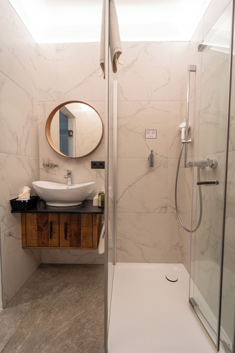 Bathroom 5, Sporthotel Igls, Innsbruck