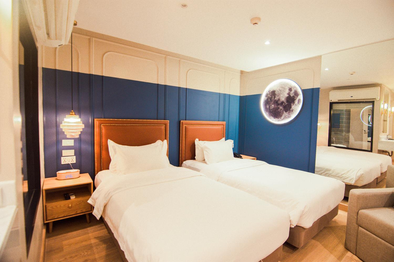 Bedroom 24