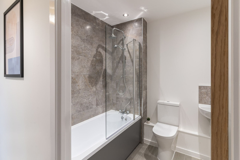 Bathroom, Host Stay 52 Waterside Place, Somerset