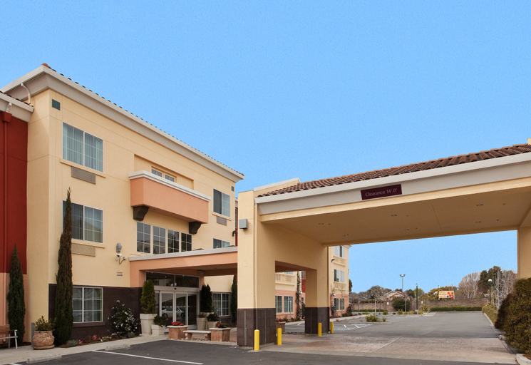 Exterior & Views 2, Holiday Inn Express & Suites BERKELEY by IHG, Alameda