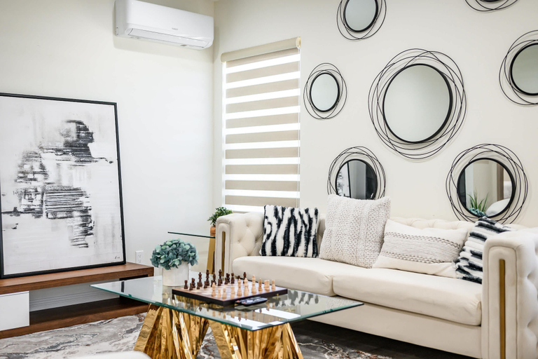 Room 5, Stylish New Home Bright Modern Fully Stocked, Los Angeles