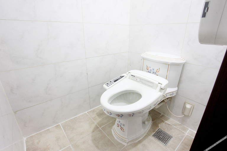 ���他, Luxury Hotel Osan, Pyeongtaek