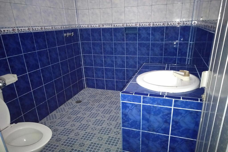 Bathroom 17