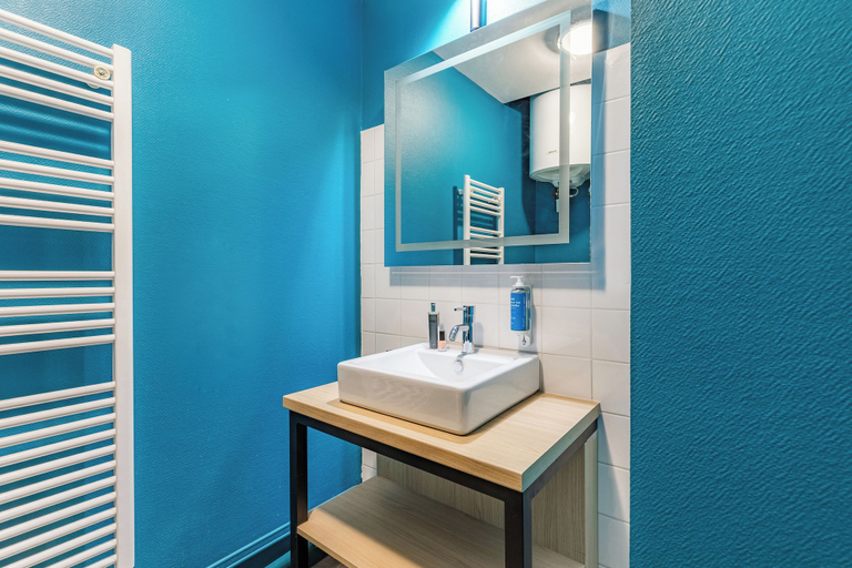 Bathroom 4, Appart'City Classic Blois, Loir-et-Cher