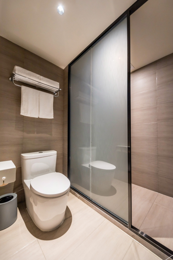 Bathroom 3, Hanting Hotel Ytianjin Hangu Theater, Tianjin