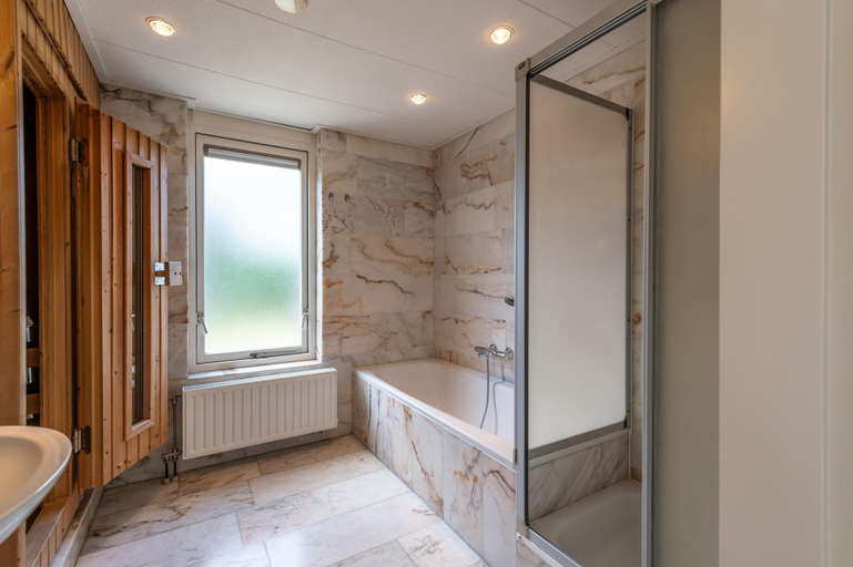 Interior detail 3, Bungalow Near Oosterschelde Beach, Noord-Beveland