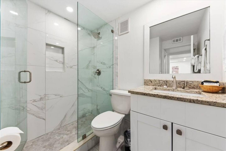 Bathroom, 408 On Hutchinson Island, Saint Lucie
