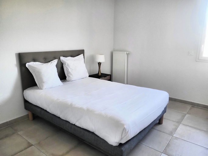 Bedroom 3, Zenao Appart'hôtels Villeneuve-lès-Avignon, Gard