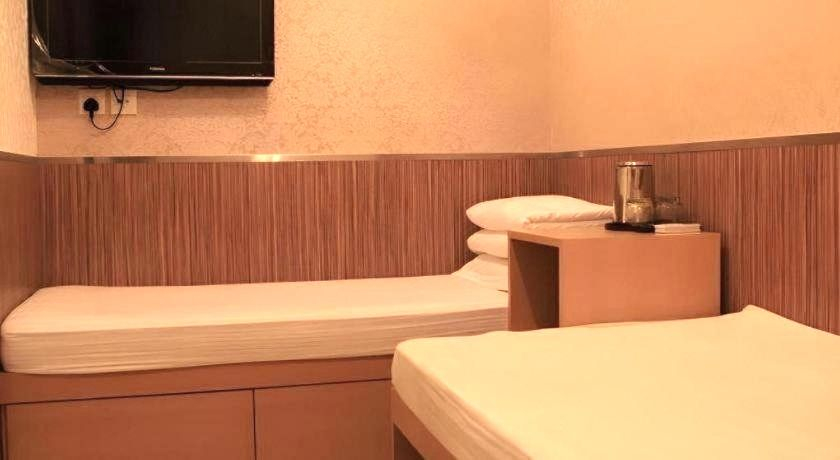 Bedroom 3, New Mong Kok Guest House, Kowloon