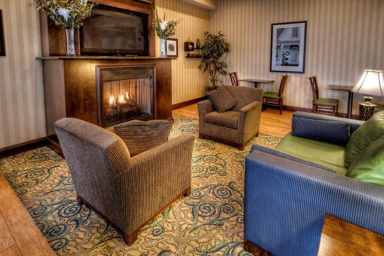 Public Area 2, Hampton Inn Roanoke Rapids, Halifax