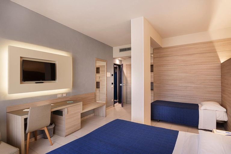 Bedroom 3, President  Park Hotel, Catania