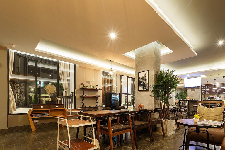 Food & Drinks 4, Greenpoint Residence, Bang Kapi