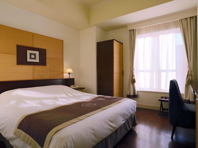 Bedroom 12