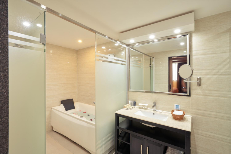 Bathroom 3, GG Hotel , Gyeongju