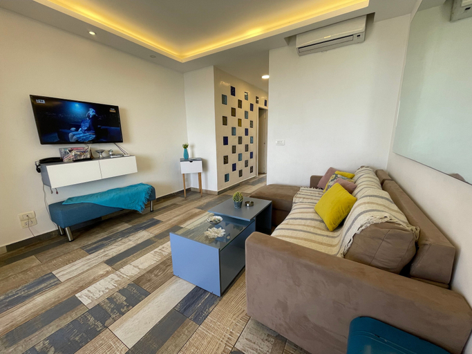 Living area 3, Jounieh Cozy Apartment With Sea View, Kasrouane