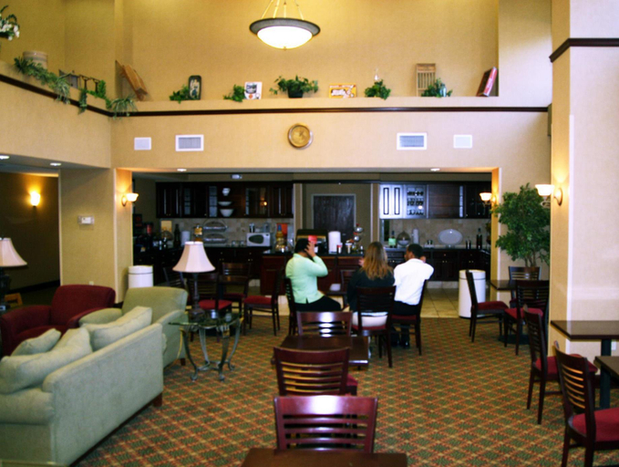 Food & Drinks 5, Hampton Inn & Suites Lafayette, Lafayette