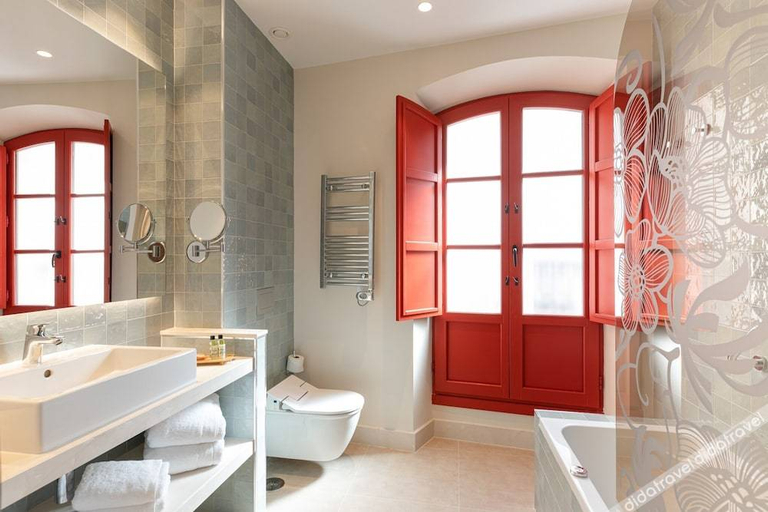 Bathroom 5, Hotel El Pilar Andalucia, Málaga