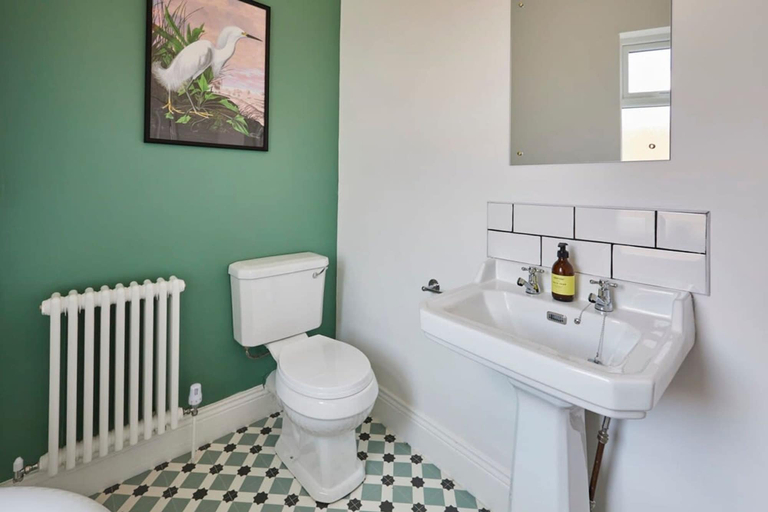 Bathroom, Host Stay Sunbeam House, Redcar and Cleveland