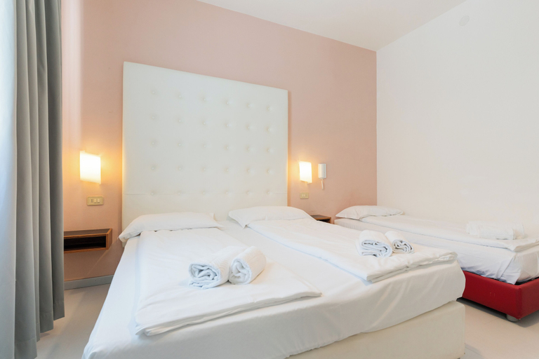 Bedroom 4, Hotel Regina, Venezia