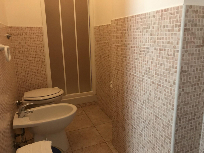 Bathroom 3, Bed and Breakfast Triscele, Agrigento