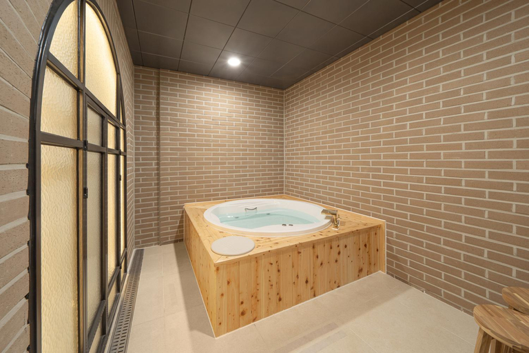 Bathroom 4, Le collective Siheung Wavepark, Siheung