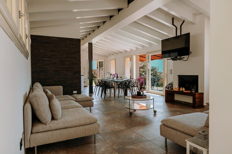 Living room 5, Nautic Resort San Carlo With Lake View, Brescia