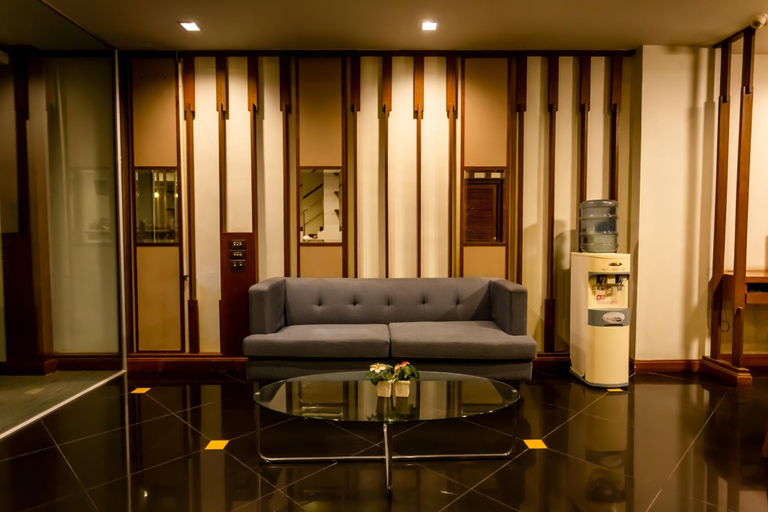 Public Area 2, Honey Inn, Pattaya