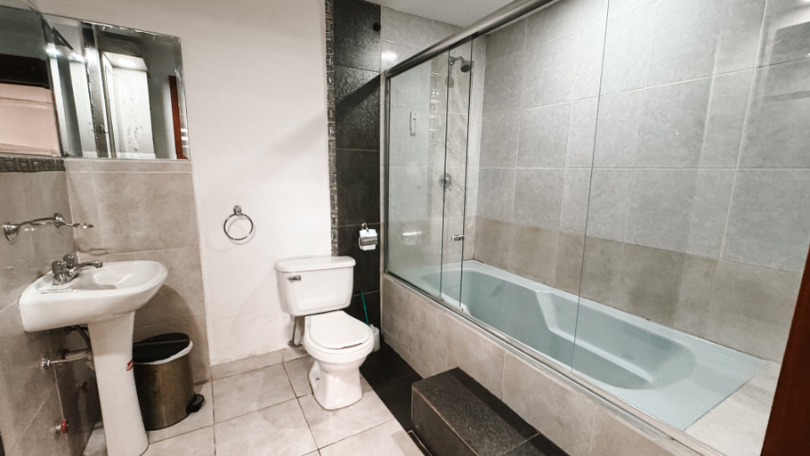 Bathroom 4, Hotel Spa Sanchez By Chat Noir, Cuenca