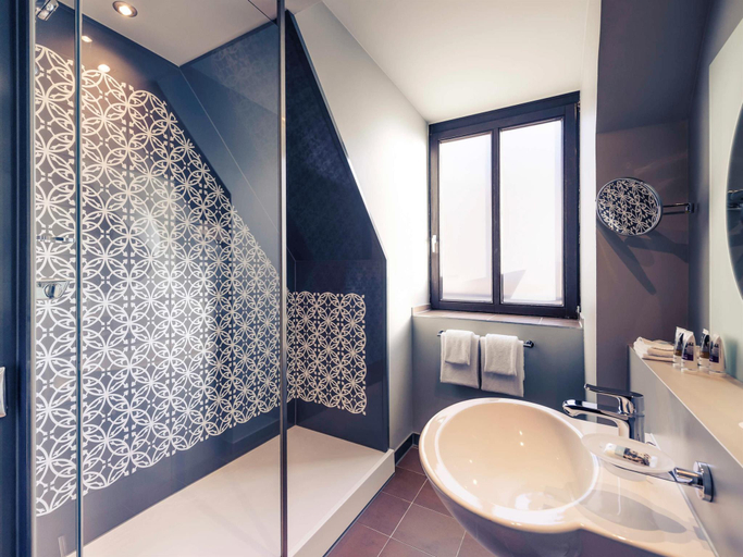 Bathroom 2, Mercure Munich City Center Hotel, München