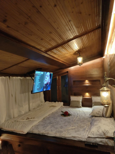 Bedroom 1, SNOVIKA THE ORGANIC FARM AND STAYS, Nainital