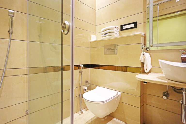 Bathroom 17