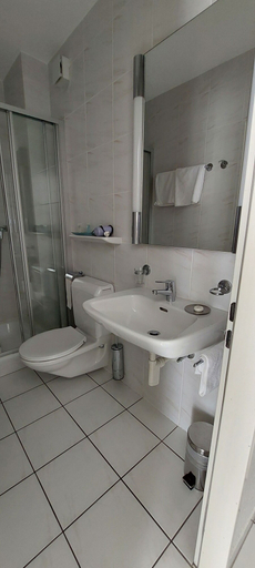 Bathroom 3, Le Bélimont Panorama, Lavaux-Oron