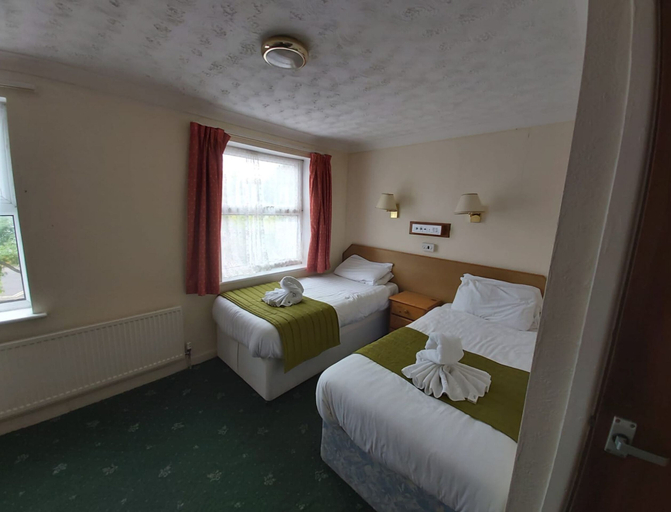 Bedroom 3, Inglewood Palm Hotel, Abbey Sands Torquay, Torbay