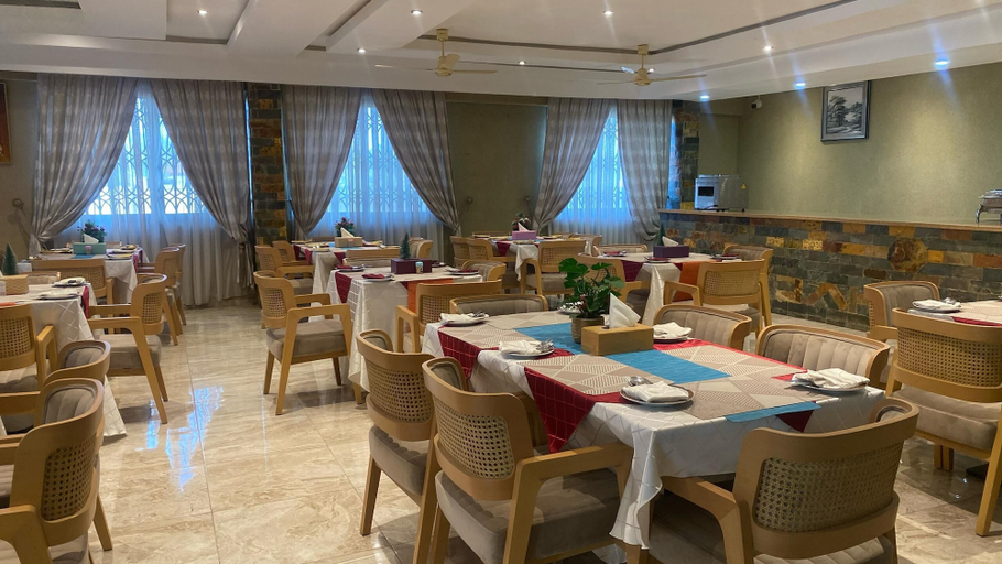 Food & Drinks 4, Heartland Hotel, Dangbe West