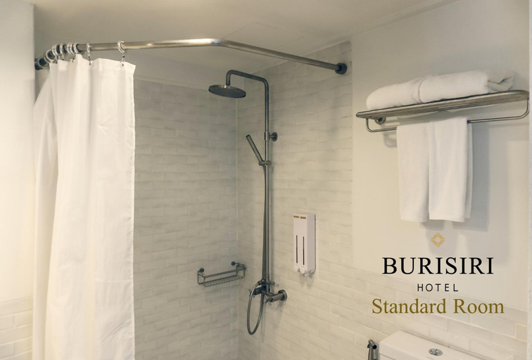Bathroom 6