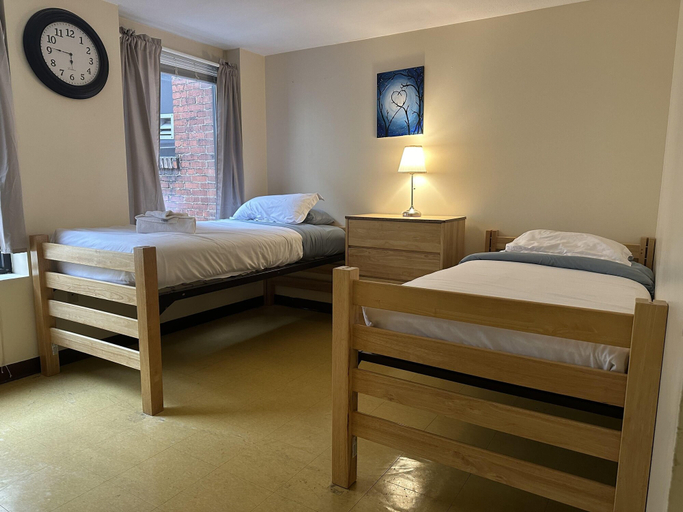 Room 4, 2bedroom 2bathroom Apt Downtown Walk Anywhere, Allegheny