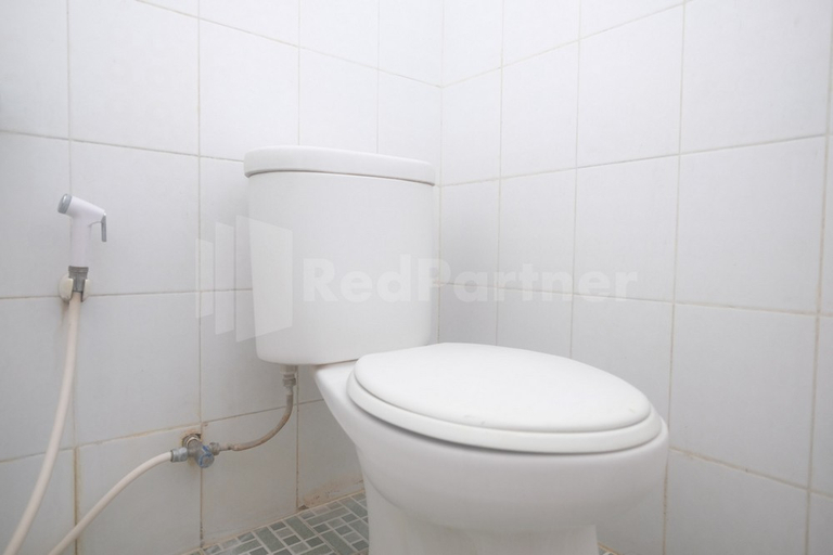 Bathroom 18