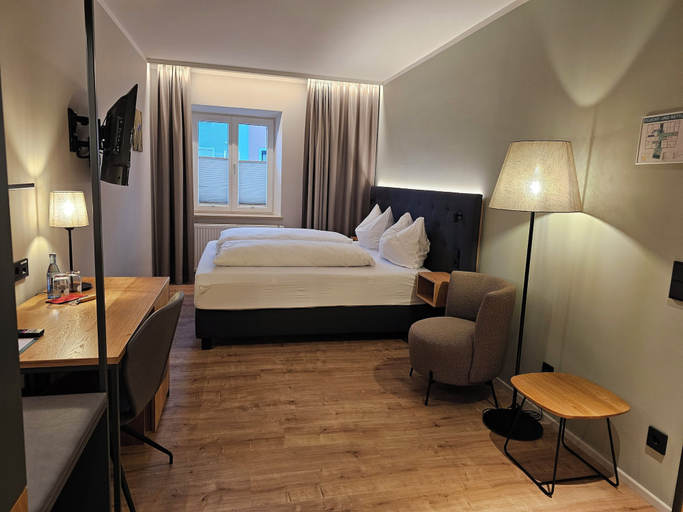 Bedroom 4, Stieglers - Restaurant Hotel Biergarten, Landshut
