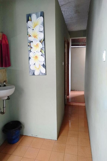Bathroom 15