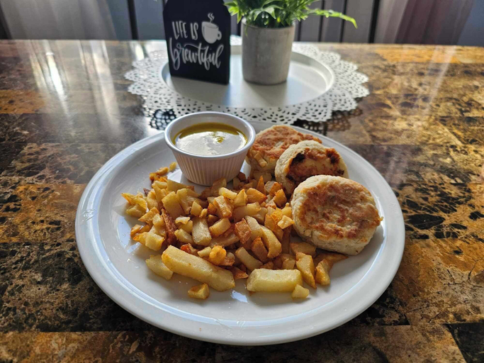 Food & Drinks 5, Blanches Hideaway, Division No. 8