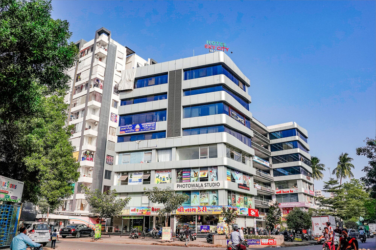 Exterior & Views 2, Hotel Skycity Premium AC Room in Surat, Surat